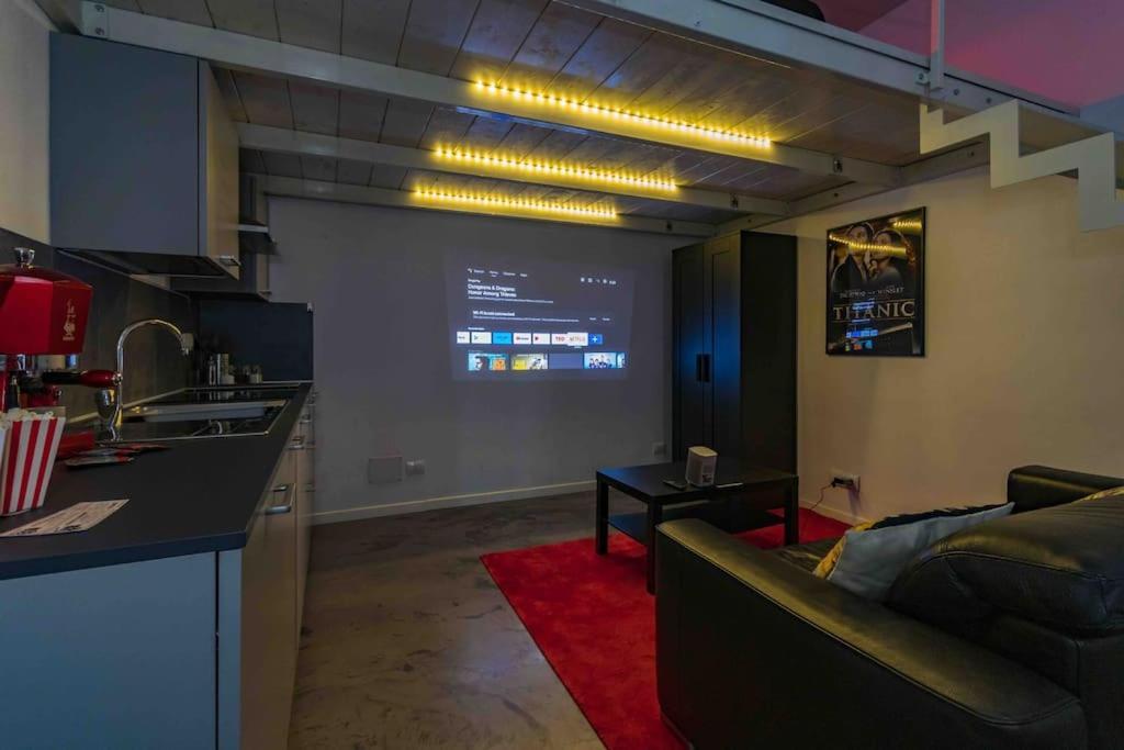 Hollywood Housein The Heart Of Turin Apartment Bagian luar foto